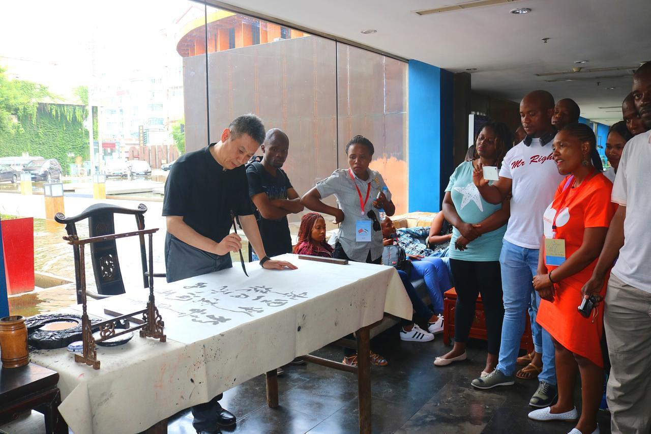 China Community Culture & Art Hotel Qingdao Luaran gambar